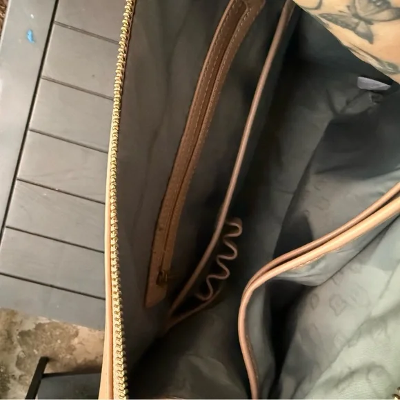 Vegan Purse Bundle - Picture 8 of 16